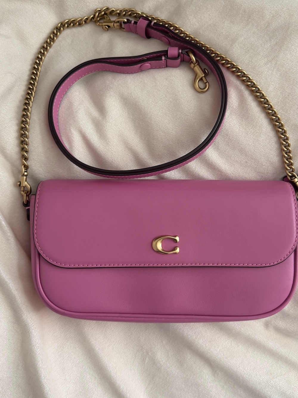 Coach Brook Flap Chain Bag in B4 Fuchsia